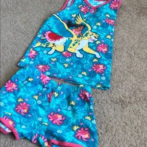 Elena of Avalor short pjs size 5